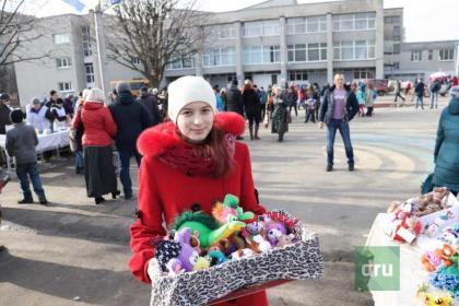 На Масленицу в Дружковке «зажигали «секс-бомбы»»