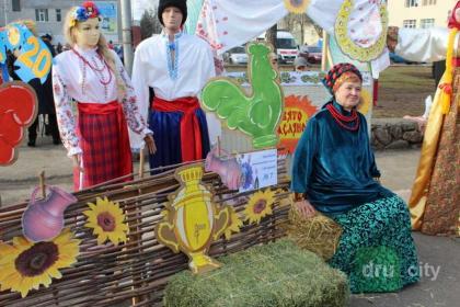 На Масленицу в Дружковке «зажигали «секс-бомбы»»