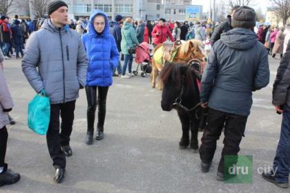 На Масленицу в Дружковке «зажигали «секс-бомбы»»