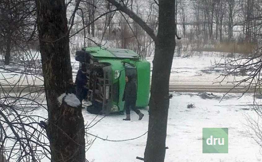 В Дружковке перевернулся еще один автобус