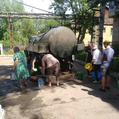 8 транспортных средств осуществляют подвоз воды в микрорайоны Дружковки