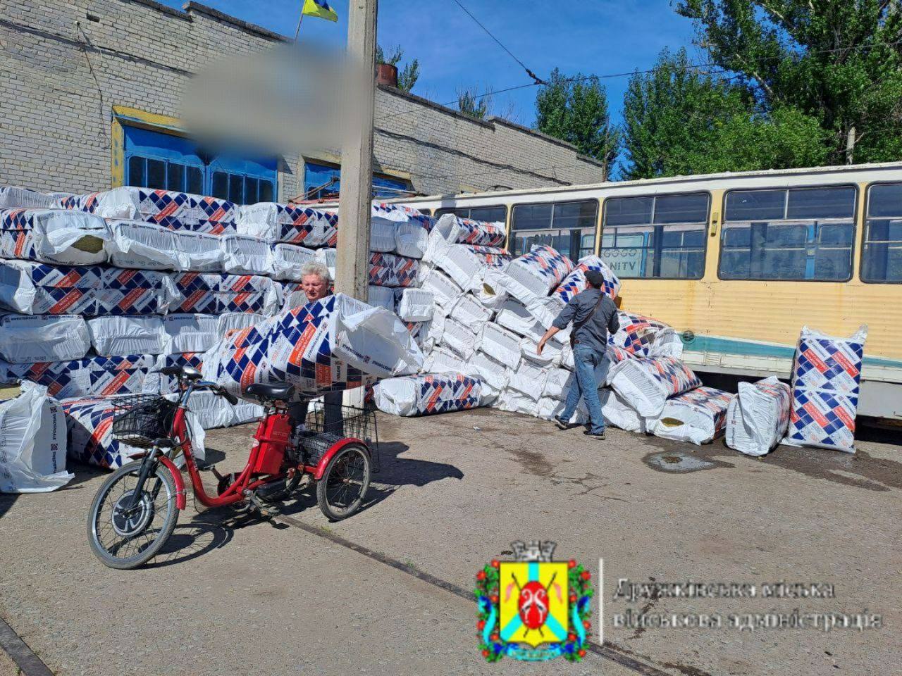 МОМ передала мінеральну вату для відновлювання домівок