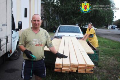 Будівельні набори мешканцям, житло яких зазнало пошкоджень