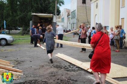 Будівельні набори мешканцям, житло яких зазнало пошкоджень