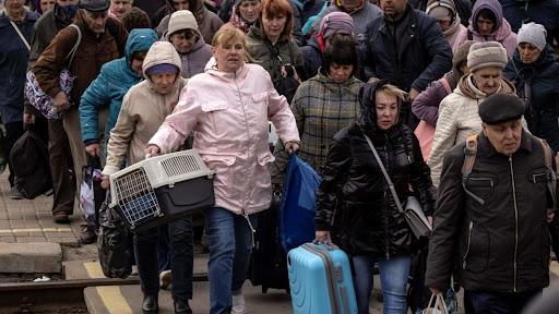 1 million 370 thousand civilians were evacuated from Donetsk region