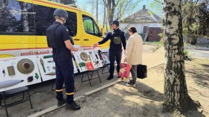 Рятувальники провели навчання з мешканцями селища Олексієво-Дружківка