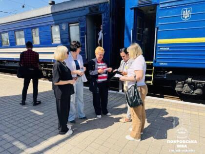 Евакуаційний потяг відбув з Покровська на Волинь