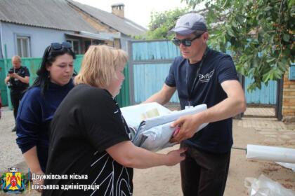 Допомога постраждалим мешканцям Олексієво-Дружківки