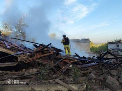 Рятувальники ліквідували пожежу, яка виникла внаслідок ворожого обстрілу