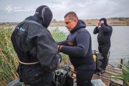 Водолази-піротехніки ДСНС виявили 7 одиниць пострілів до протитанкових гранатометів