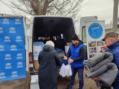 Волонтери надають допомогу постраждалим від обстрілів