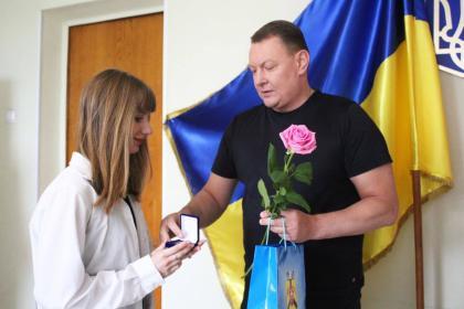 Випускників Дружківки привітали із закінченням школи