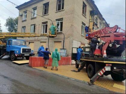 У Дружківці триває ліквідація наслідків обстрілів