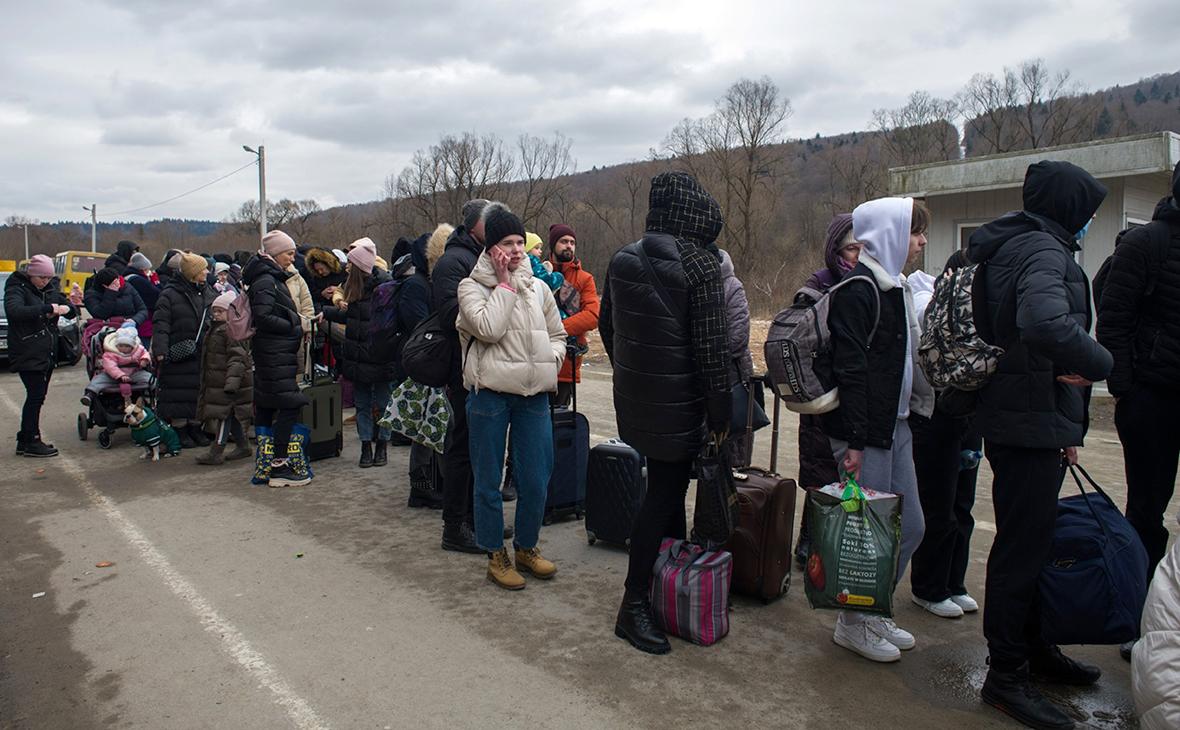 Жители Константиновки выезжают больше всего