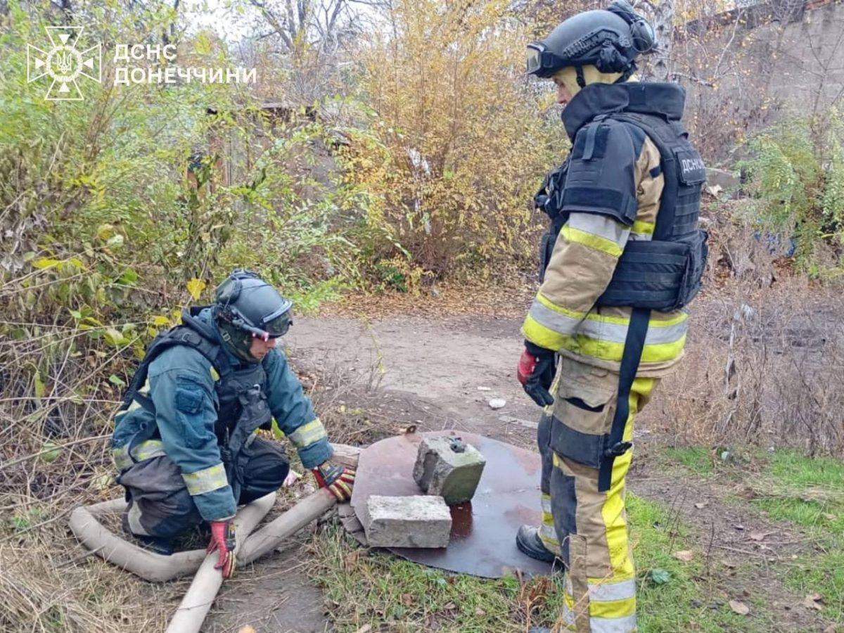 Спасатели обеспечивают объекты критической инфраструктуры водой